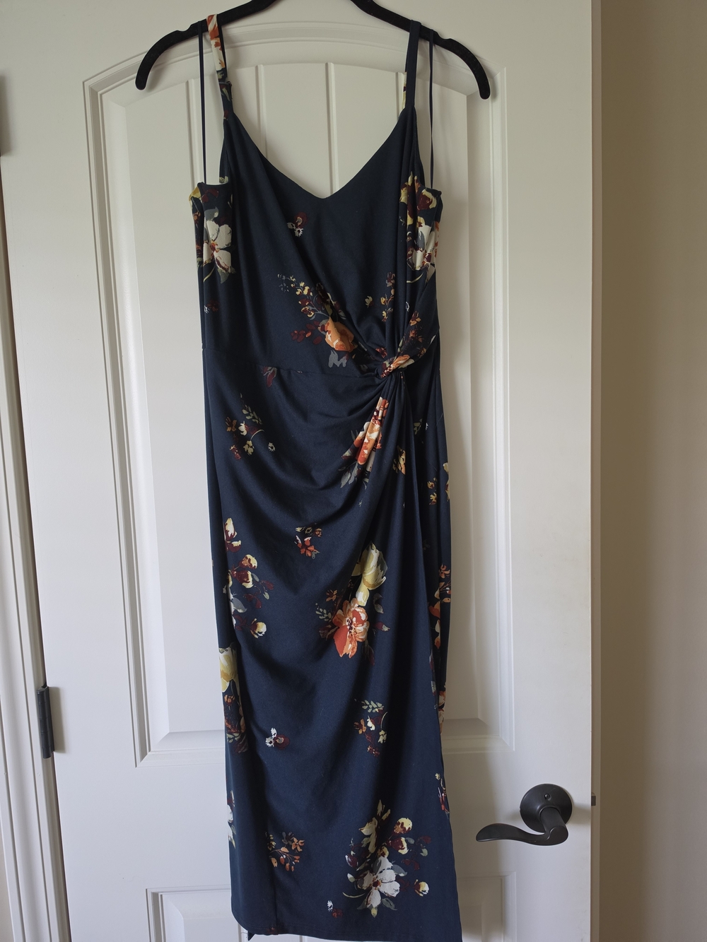 Excellent Condition! Navy Floral Twist-Front Midi Dress